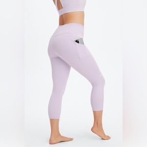 Oasis PureLuxe High-Waisted Capri Fabletics